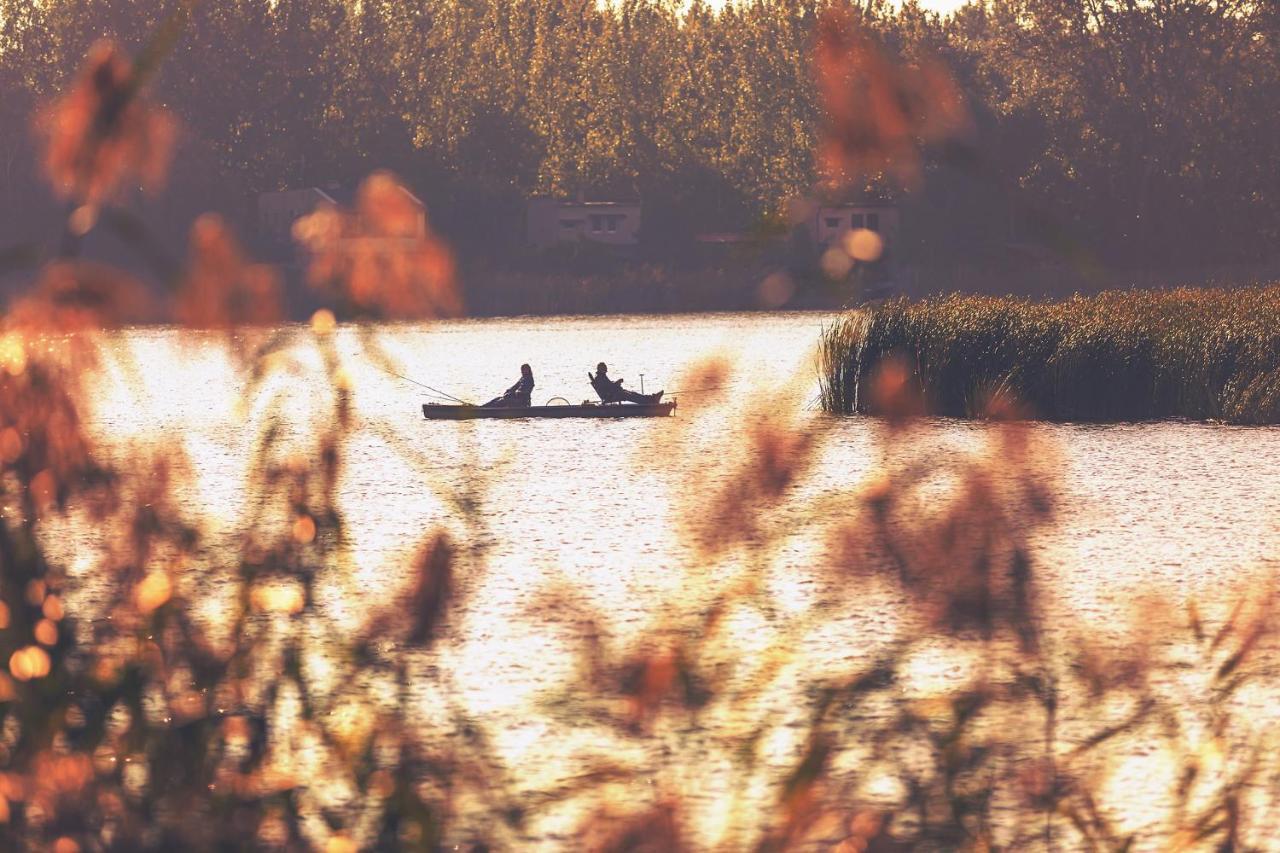Martoni Resort & Restaurant Szigetszentmarton ภายนอก รูปภาพ