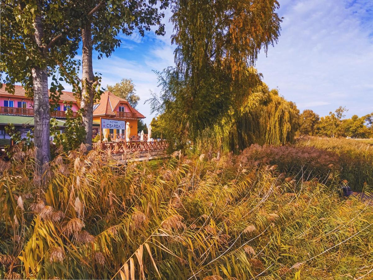 Martoni Resort & Restaurant Szigetszentmarton ภายนอก รูปภาพ