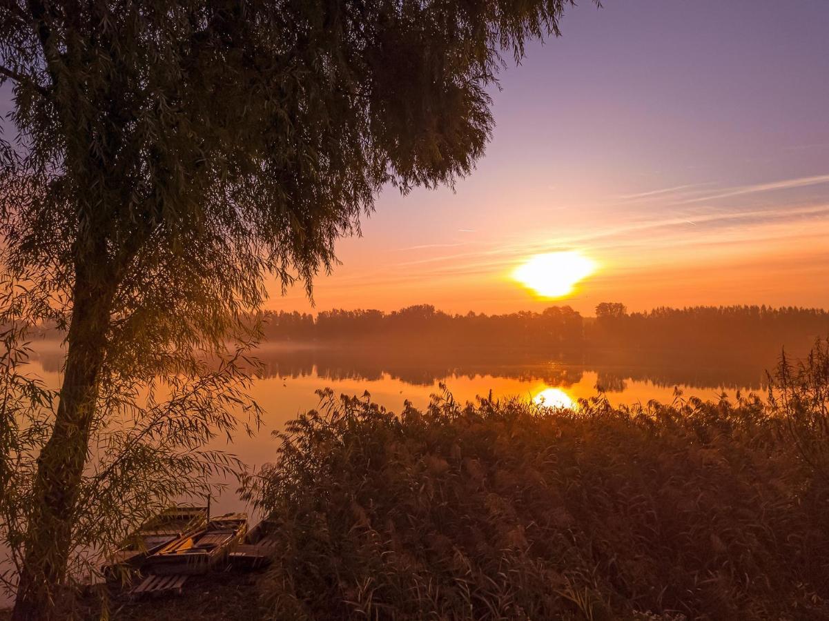 Martoni Resort & Restaurant Szigetszentmarton ภายนอก รูปภาพ