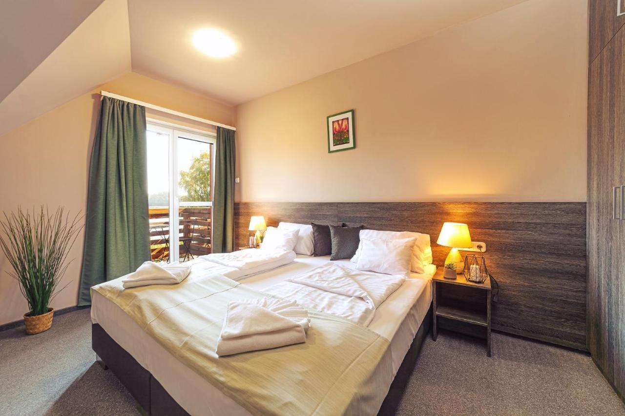 Martoni Resort & Restaurant Szigetszentmarton ภายนอก รูปภาพ